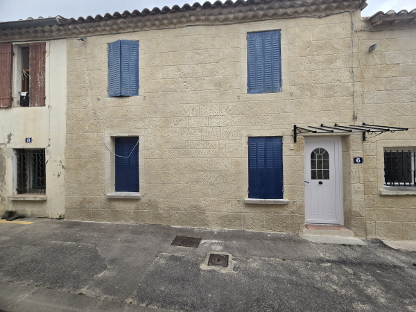 Offres de location Maison de village Jonquières-Saint-Vincent 30300